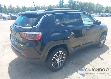 2018 Jeep Compass Latitude 4X4 from USA, damaged, VIN 3C4NJDBB9JT103883